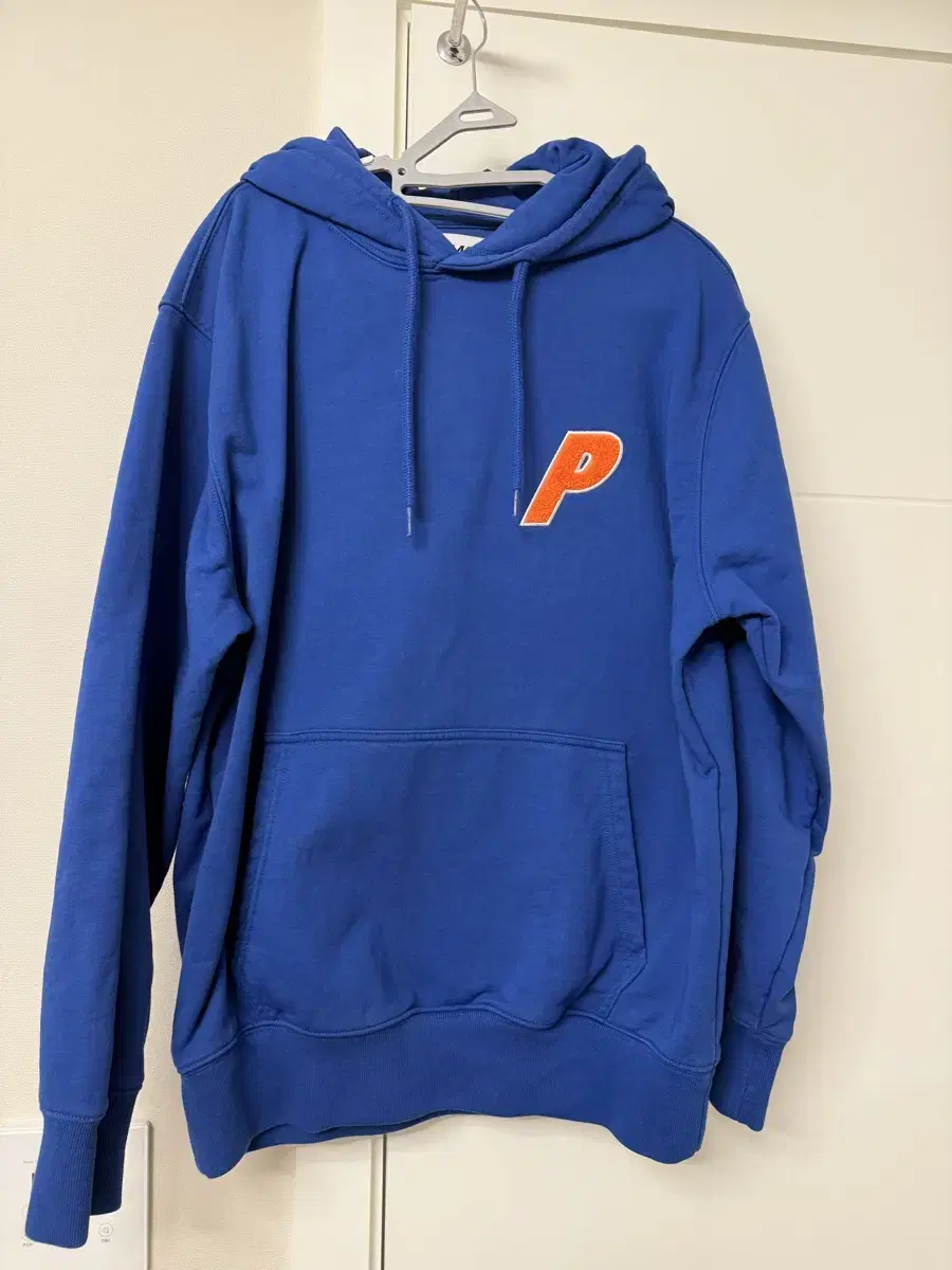 팔라스 palace chenille 후드 20ss (M-중고)